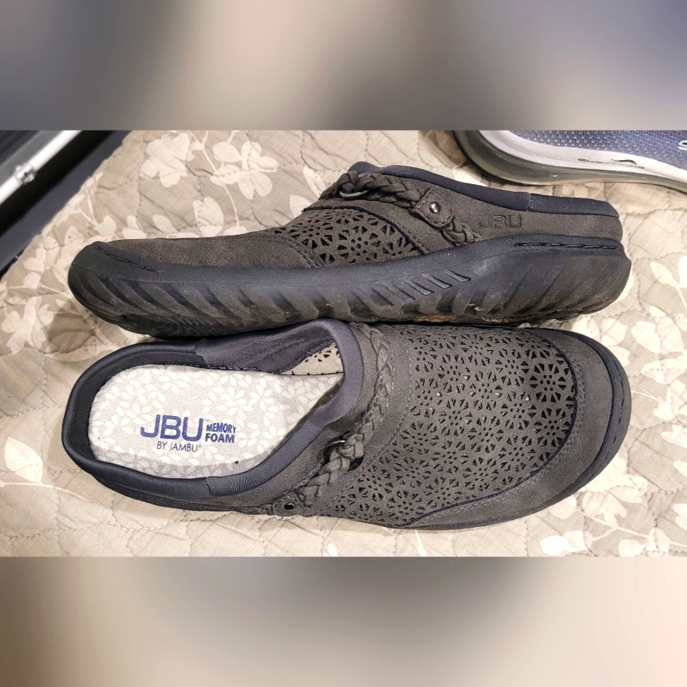 Slip on shoes